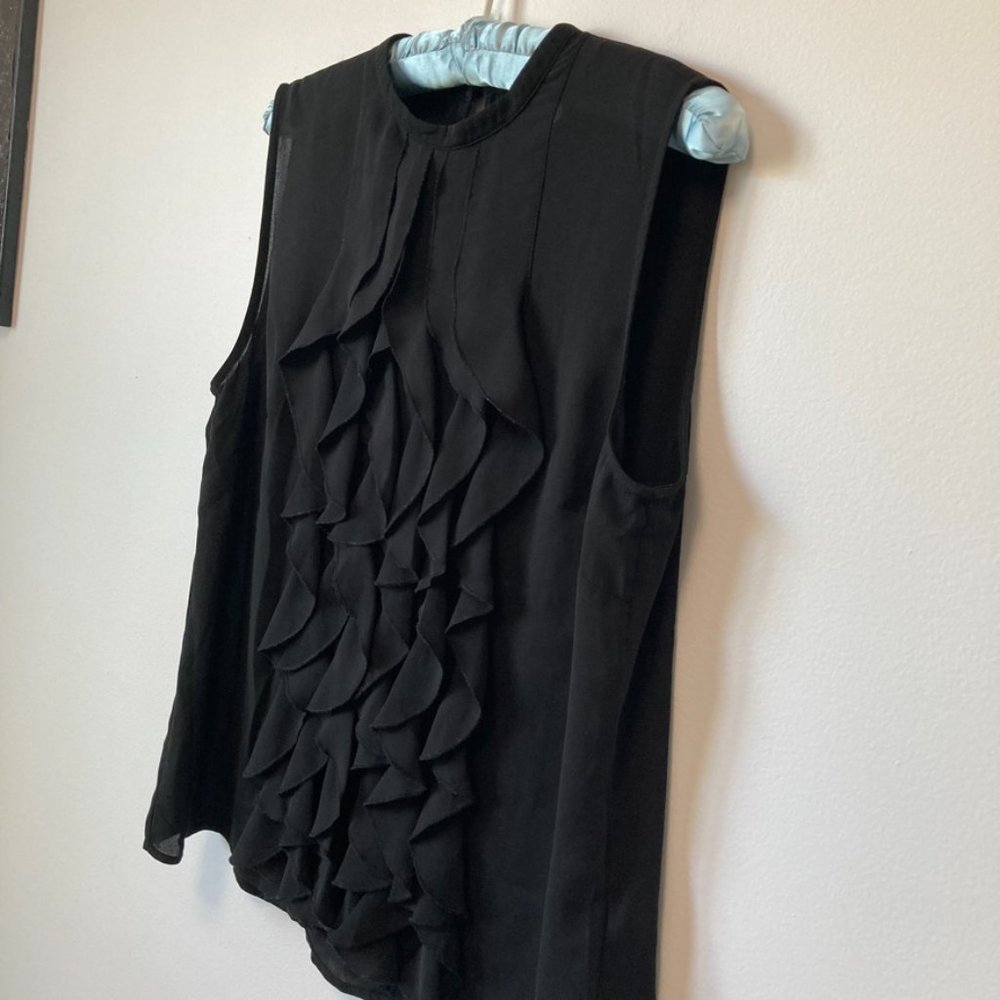 Business top with flair